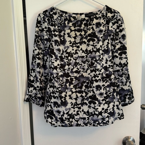 The Limited Tops - The Limited beautiful navy floral blouse size small
